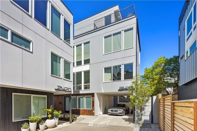 Primary Photo - Modern & Chic Ballard Stand-Alone Home Nea...