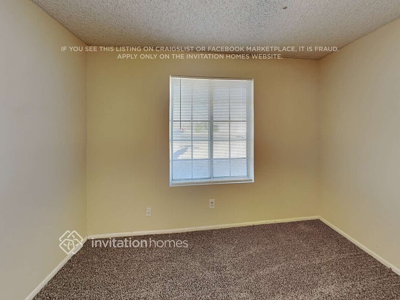 Building Photo - 11102 N 79th Ave