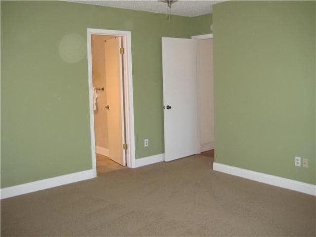 Building Photo - 8407 Spring Valley Dr