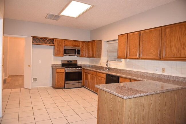 Building Photo - 2811 Grants River Cir