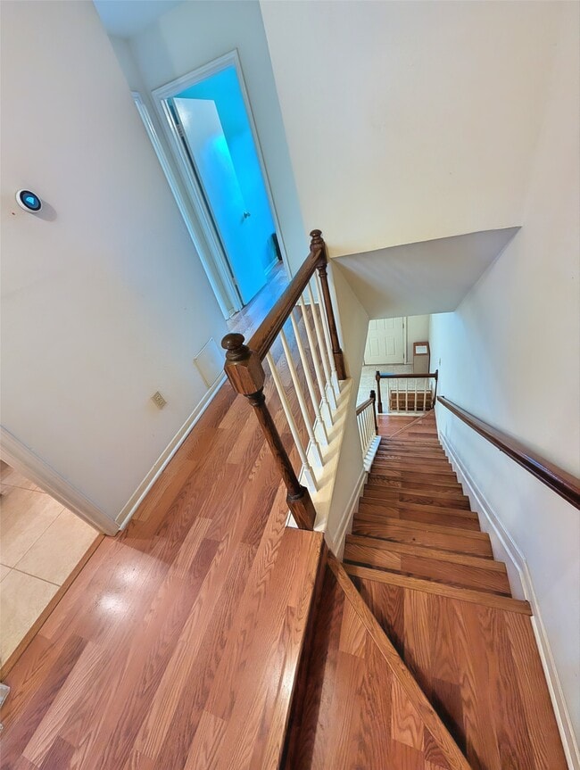 Building Photo - 2930 Grants Lake Blvd