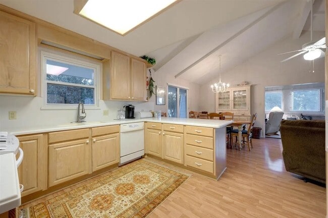 Building Photo - 3804 Pack Saddle Dr