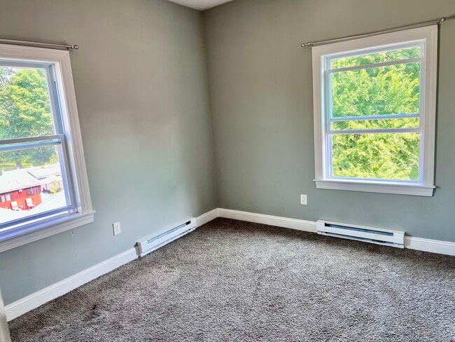 Building Photo - 5 Providence St