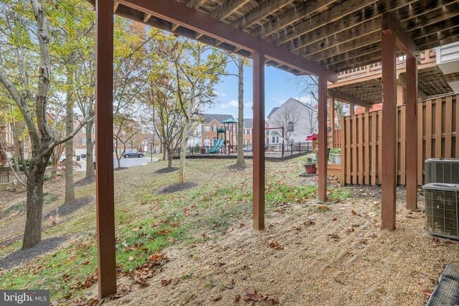 Building Photo - 7106 Point Replete Cir