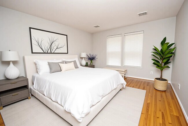 Building Photo - 1115 Oxford Mills Ln