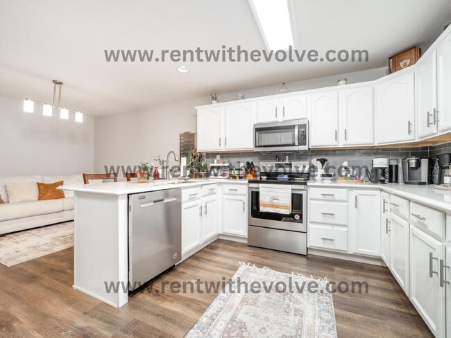 Building Photo - 19 Stone Bridge Dr