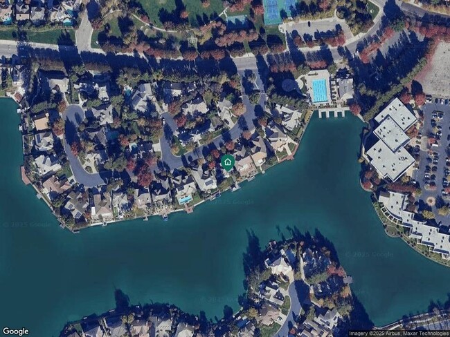 Building Photo - 4824 Longcove Dr