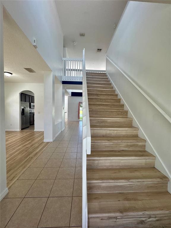 Building Photo - 16543 Cedar Run Dr