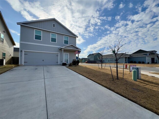 Building Photo - 512 Gabbro Gdns