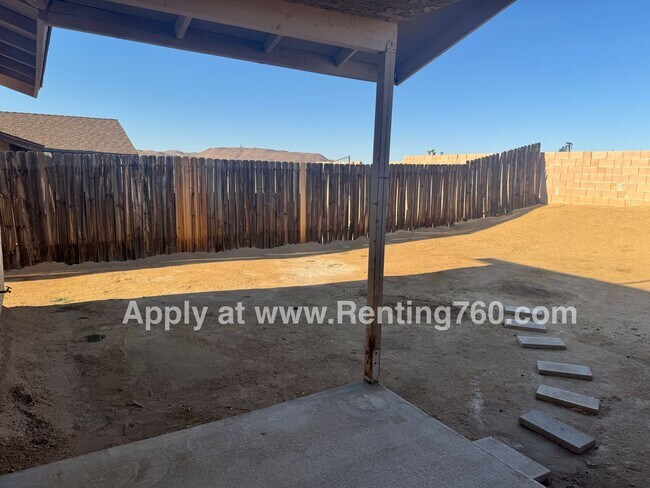 Building Photo - 7237 Murray Ln