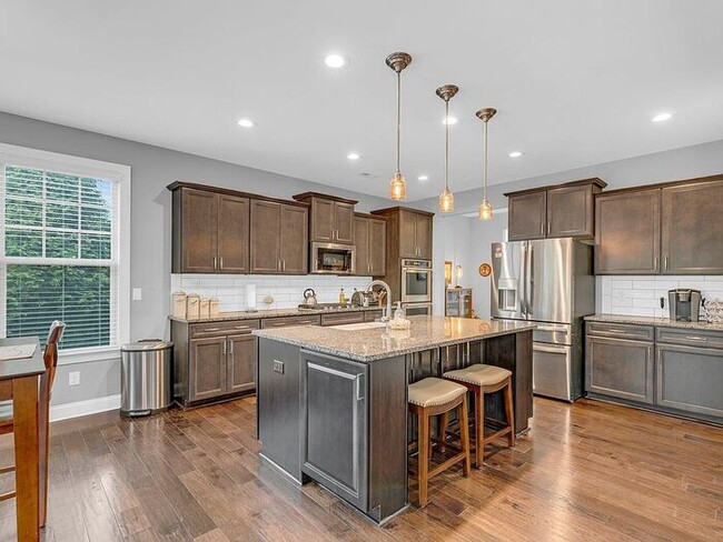Building Photo - Build Equity While Leasing - Lease and Own...