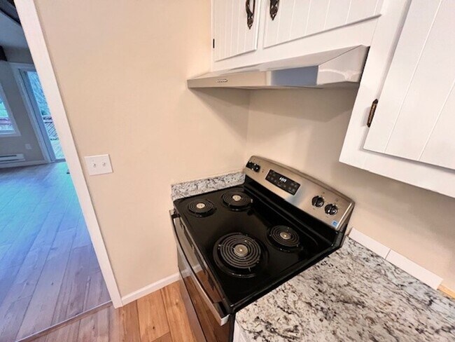 Building Photo - 2167