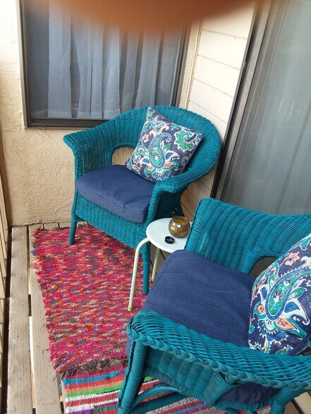 Building Photo - 941 Calle Mejia