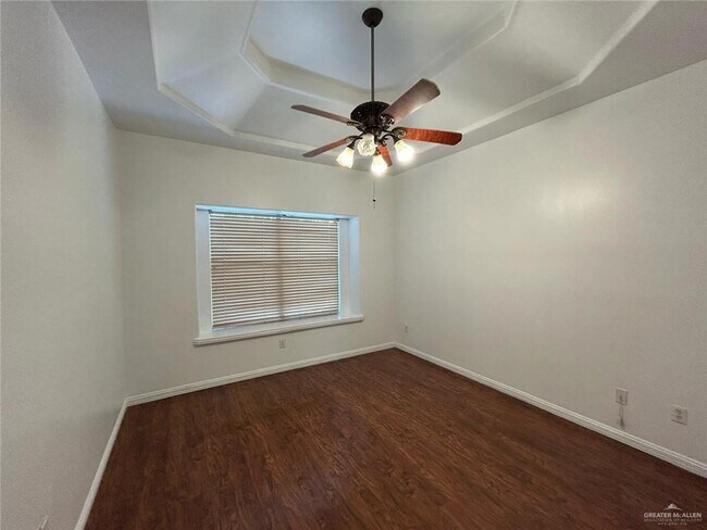 Building Photo - 13 Santa Teresa St