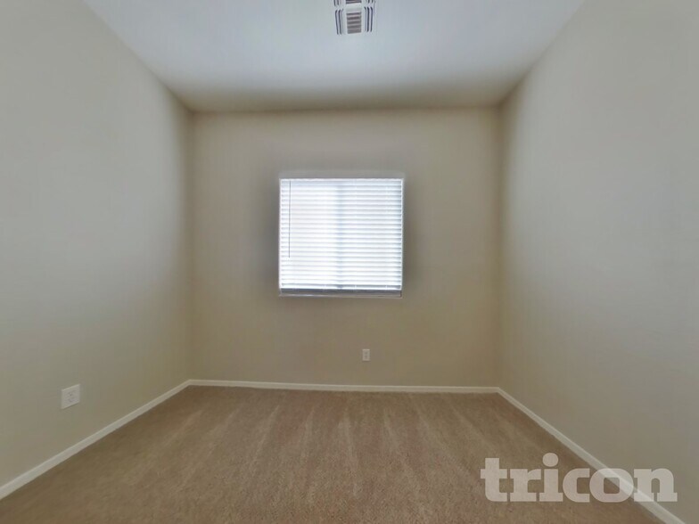 Building Photo - 11910 W Jackson St