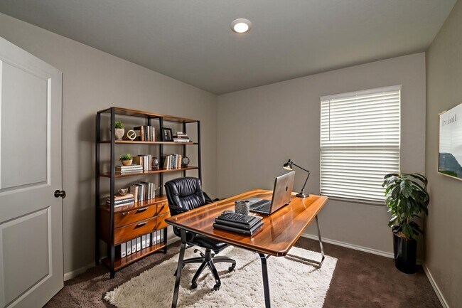 Building Photo - 7927 Dovers Den