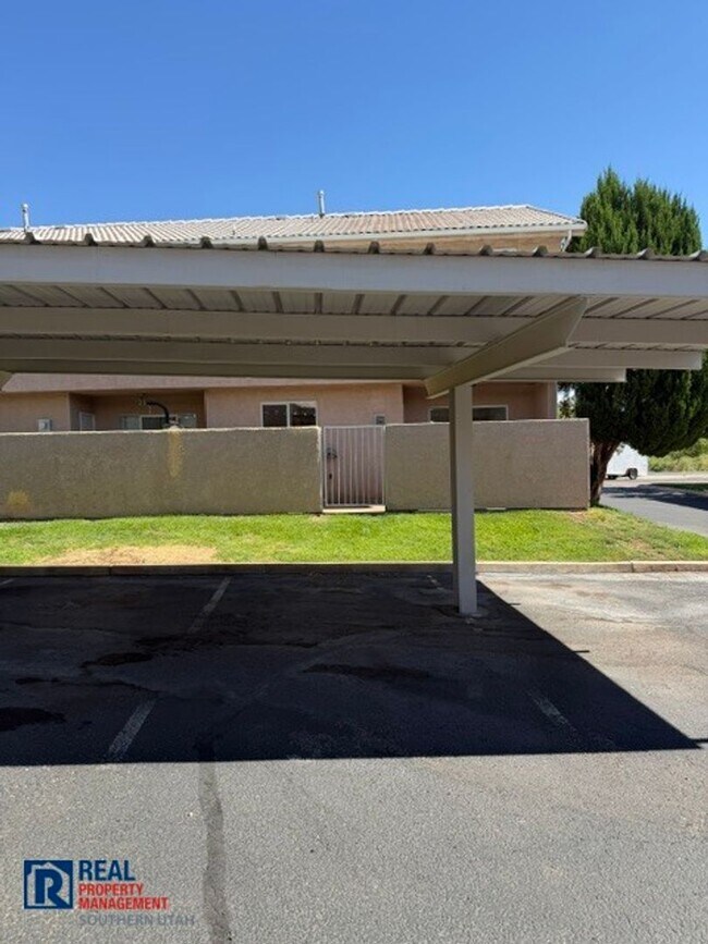 Building Photo - 1115 N 1570 W