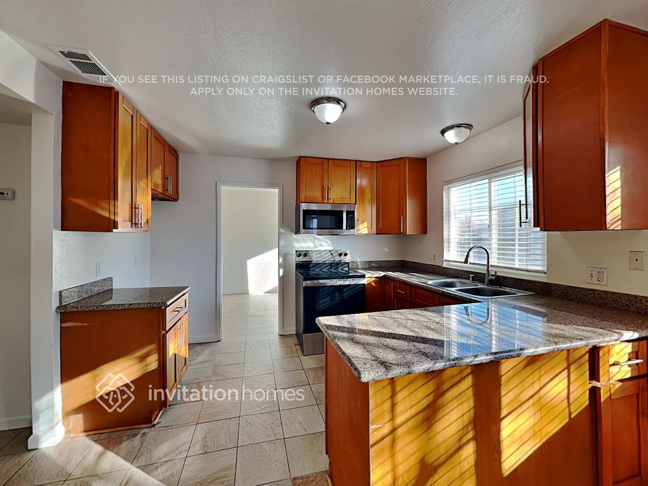 Building Photo - 525 Blue Wing Dr