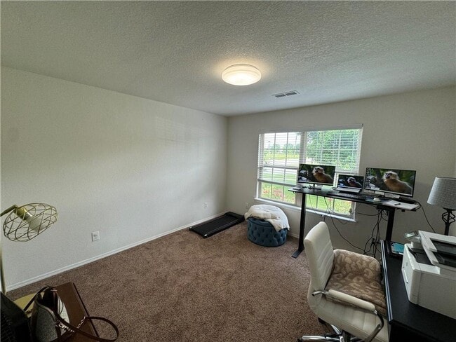 Building Photo - 5214 W Cross Creek Blvd