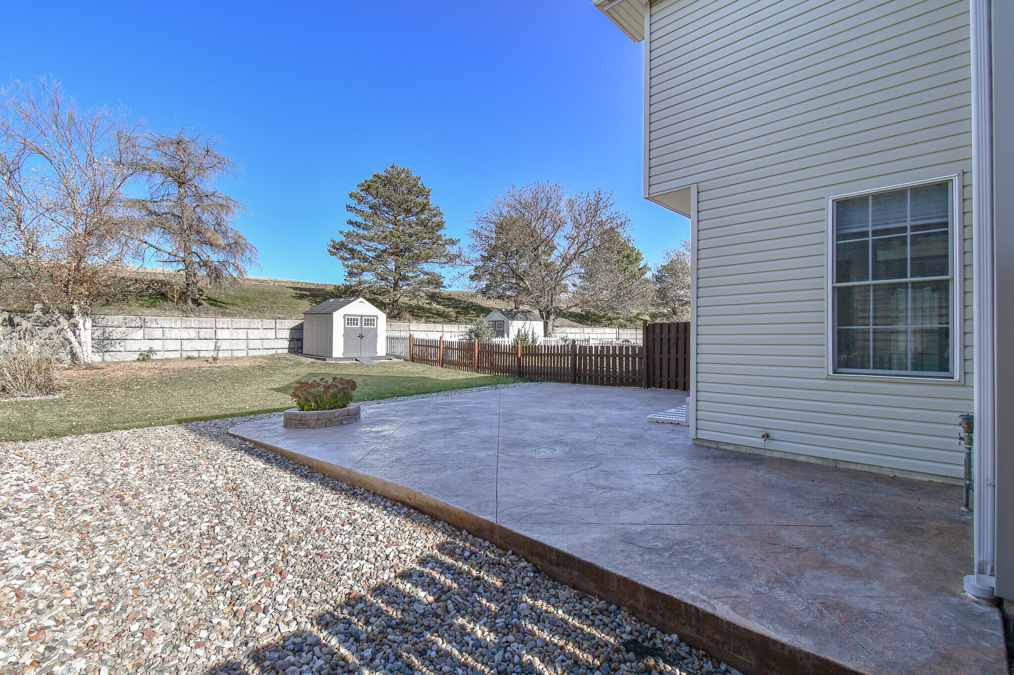 Building Photo - 9412 Forest Glen Dr