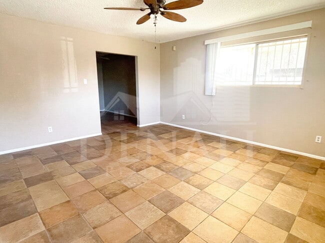 Building Photo - 410 E Desert Dr