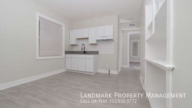 Building Photo - 1843 W 54th St