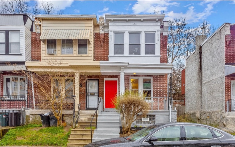 Building Photo - 1214 E Stafford St