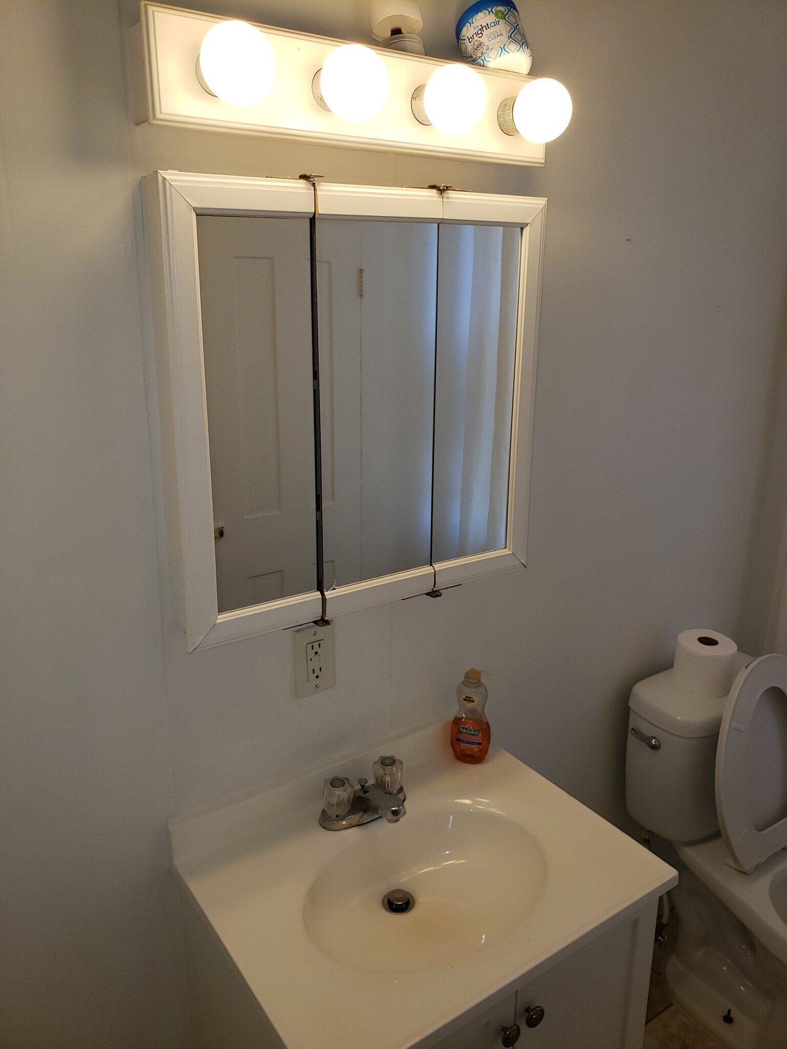 Building Photo - 510 Chestnut St