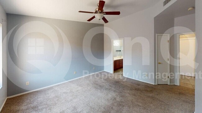 Building Photo - 3025 W Country Ranch Dr