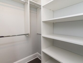 Building Photo - 394 K St