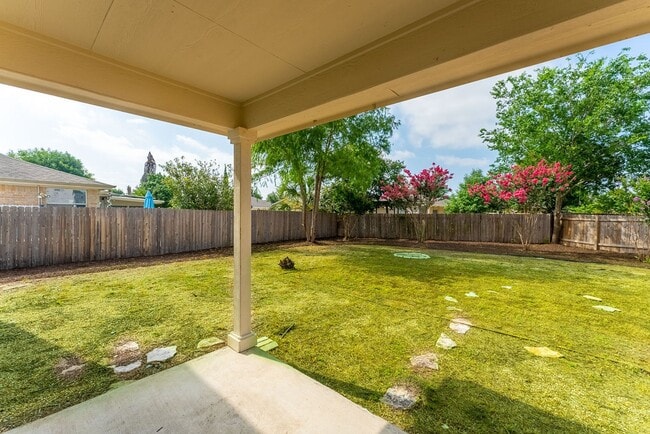 Building Photo - 1225 Anise Dr