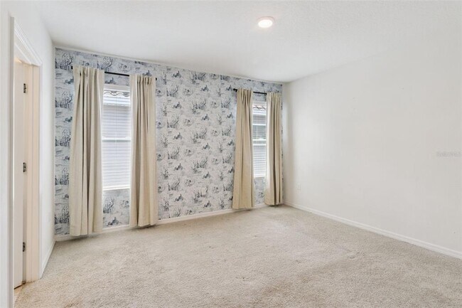 Building Photo - 5289 Oakbourne Ave