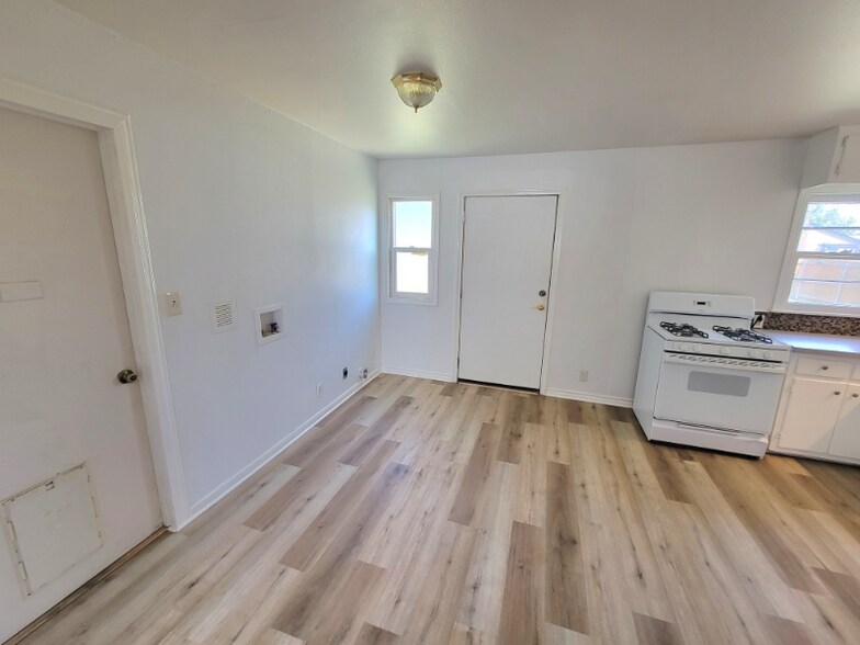 Building Photo - 4009 S Lipscomb St