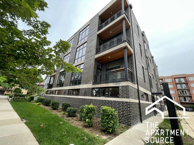 Building Photo - 1385 Brown St