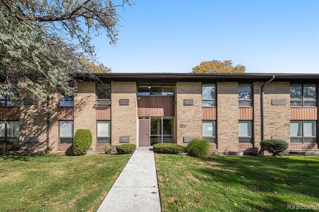 Building Photo - 1515 Cherboneau Pl