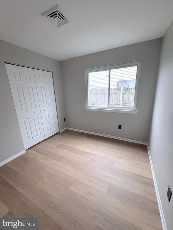 Building Photo - 390 Aldeberan Dr