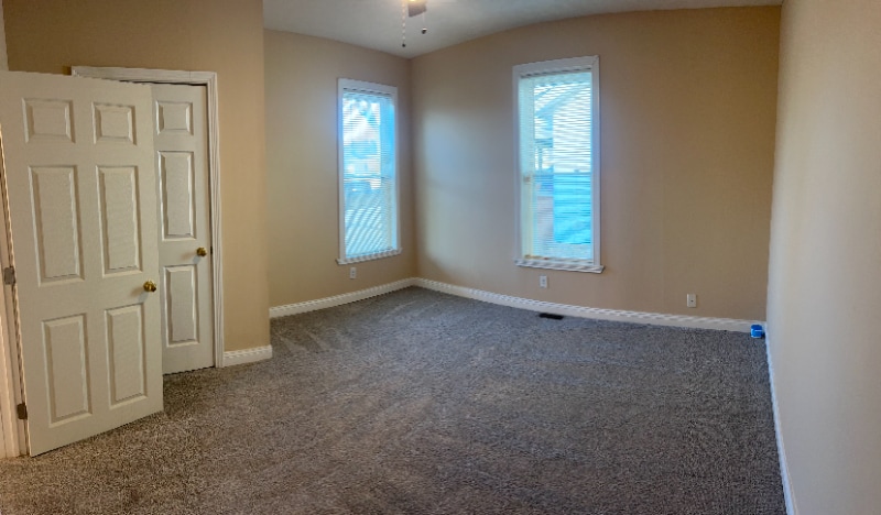 Building Photo - 1637 Hoefgen St