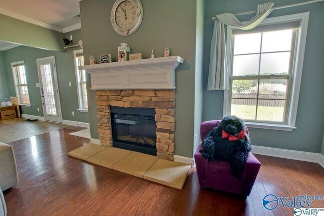 Building Photo - 705 Tide Creek Dr SW