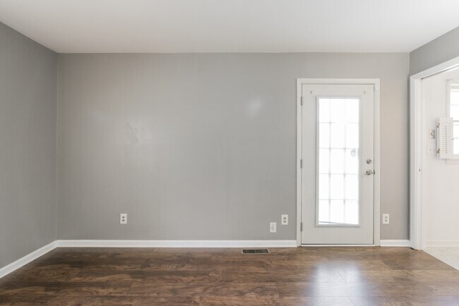 Building Photo - 1601 Sansberry Rd