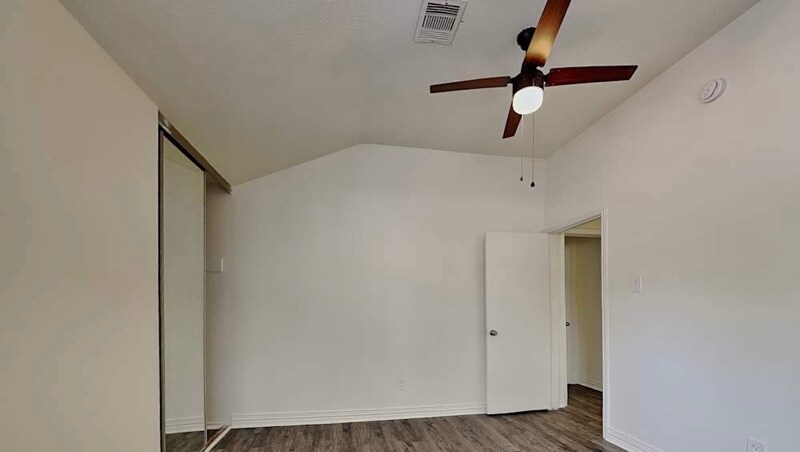 Building Photo - 20603 Sycamore Crest Ln