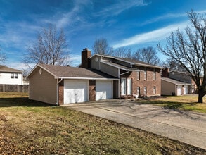 Building Photo - 1 420