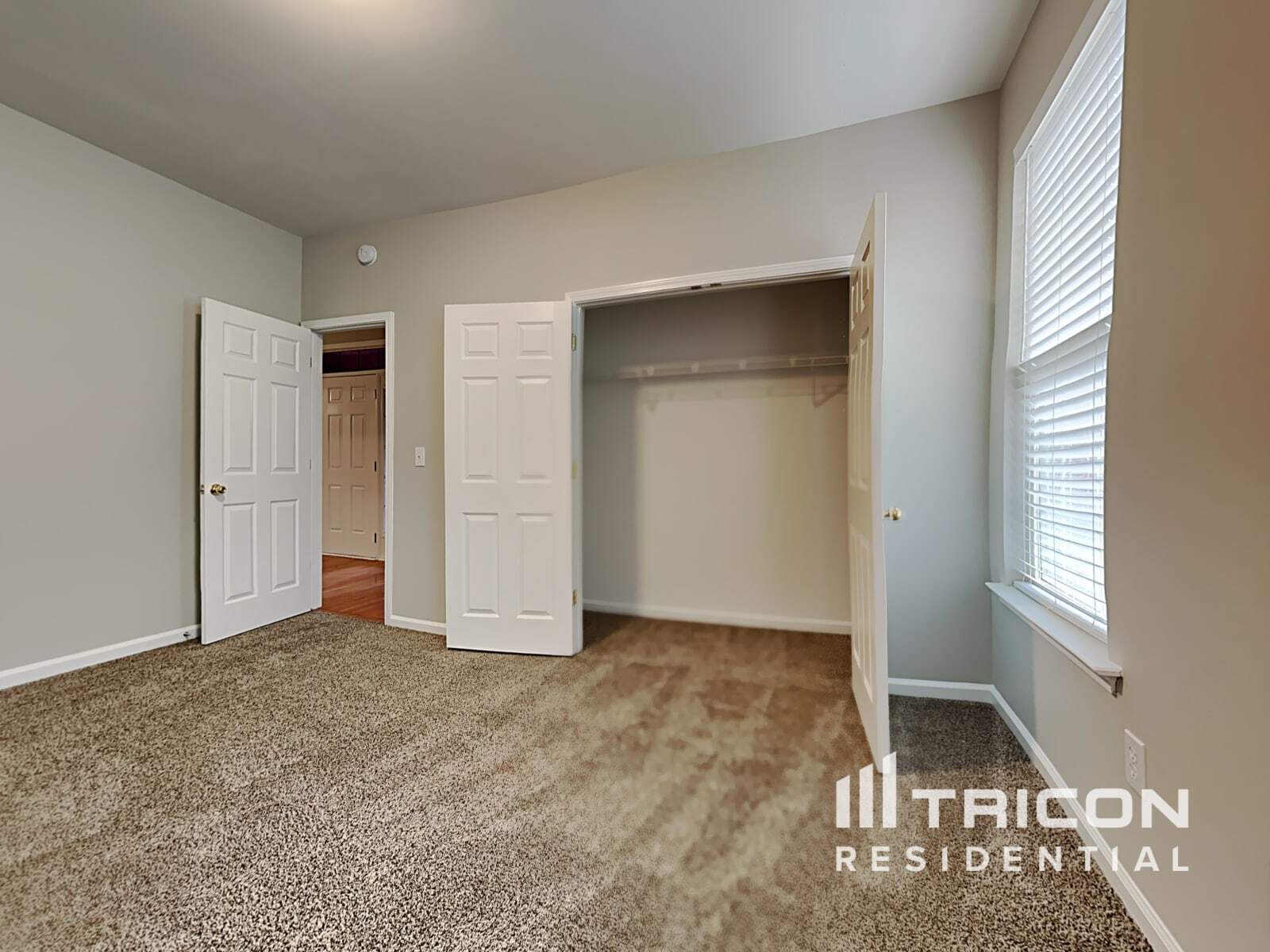 Building Photo - 123 Hearthwood Cir