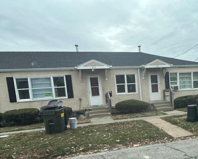 Primary Photo - 253 N 29th St