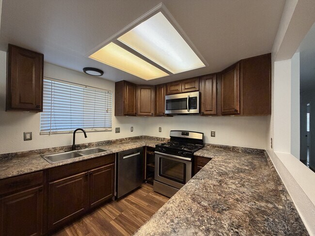 Building Photo - 3969 Severance Ave