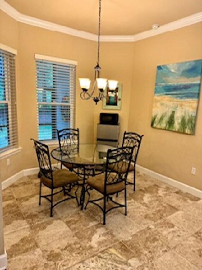 Building Photo - Immaculate Longleaf 4/3 with Office