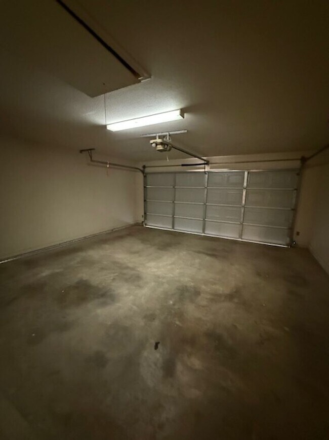 Building Photo - 2312 Independence Blvd