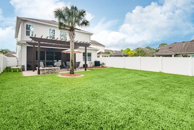 Building Photo - 8114 Champions Forest Way