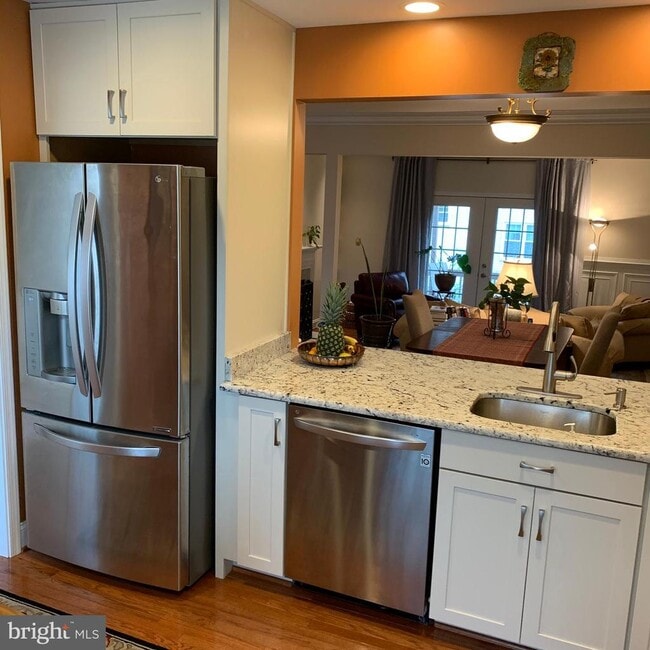Building Photo - 9630 Sutton Green Ct
