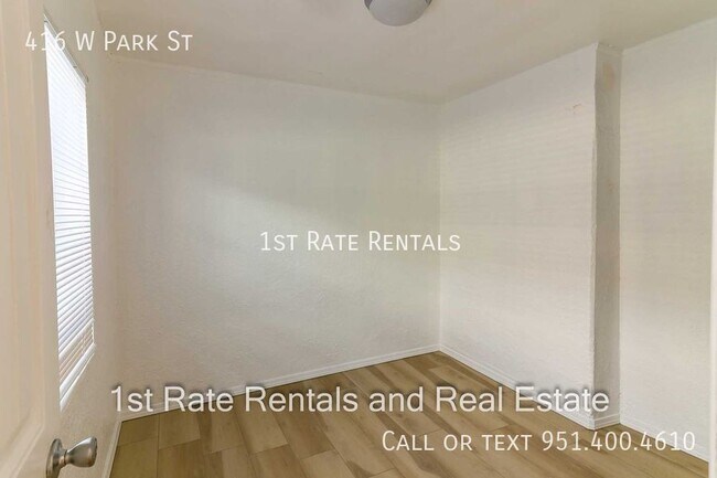 Building Photo - 416 W Park St