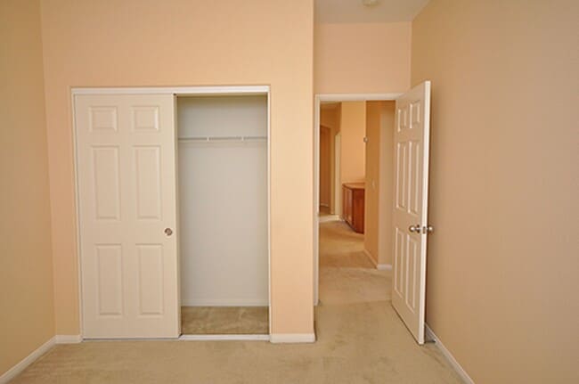 Building Photo - Spacious 5 Bedroom Family Home in Rancho del Oro!